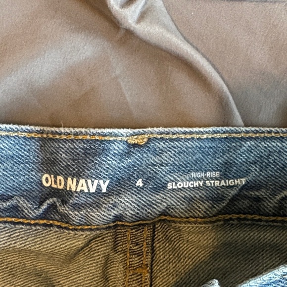 Old Navy High-Rise Jean shorts - Picture 2 of 7